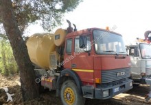 Iveco 330.30 betoniera 3 unità