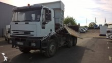 camión volquete bilateral Iveco