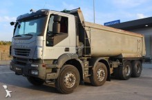 camión Iveco Trakker
