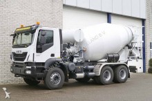 camion calcestruzzo Iveco