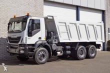 camion benne Iveco