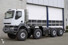 camión Renault Kerax 8X8 EXTREME