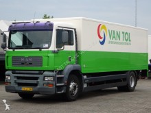camion furgone MAN