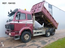 camion benne Mercedes