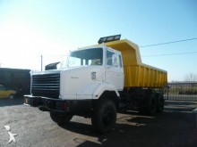 camión volquete Renault