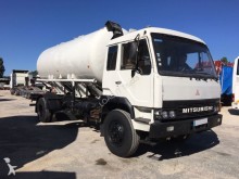 camion Mitsubishi Fuso