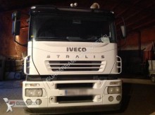 camión chasis Iveco