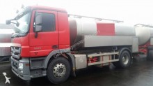 camión cisterna alimentario Mercedes