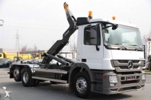 camion polybenne Mercedes