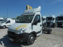 camión chasis Iveco