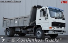 camión volquete Volvo
