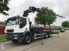 camion Iveco Trakker AD 260 T 33