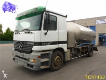 camion citerne Mercedes