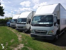 camion Mitsubishi Fuso Canter 7C18