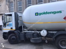 camion cisterna a gas Iveco