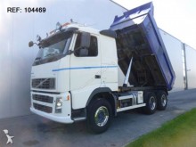 camión volquete Volvo