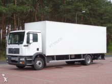 camion furgone MAN