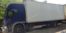 camion furgone plywood / polyfond Iveco