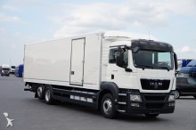camion fourgon MAN