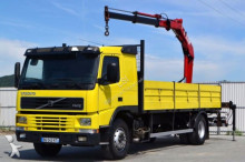 camion piattaforma Volvo