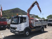 camion ribaltabile trilaterale Mercedes