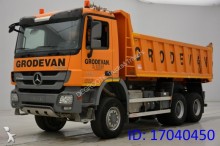camion benne Mercedes