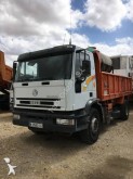 camión volquete Iveco