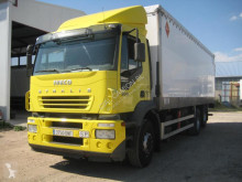 camión furgón Iveco