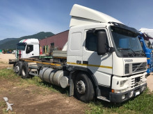 camión Volvo FM 12-420 6X2