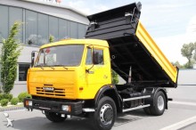 camión volquete trilateral Kamaz