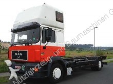 camion châssis MAN