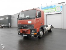 camion châssis Volvo