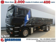 camion tri-benne MAN