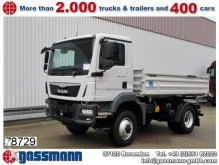 camion tri-benne MAN