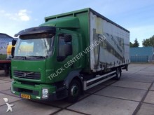 camion Teloni scorrevoli (centinato alla francese) Volvo