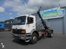camion porte containers Mercedes