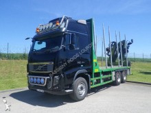 camión maderero Volvo