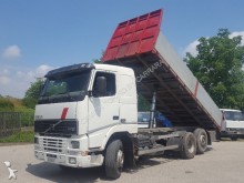 camion ribaltabile Volvo