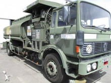 camion citerne hydrocarbures Renault