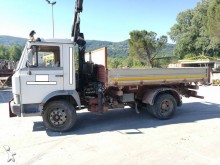 camion tri-benne Iveco