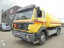 camion citerne Mercedes