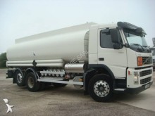 camión Volvo FM12 380