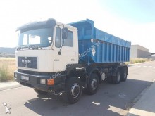 camion benne Enrochement MAN