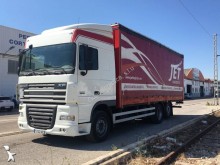 camión lonas deslizantes (PLFD) usado