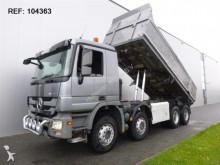 camion benne Mercedes