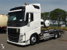camion porte containers Volvo