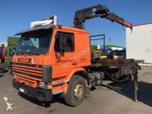 camion piattaforma usato