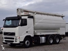 camion cisterna Volvo