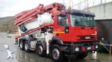 camion calcestruzzo betoniera mescolatore + pompa Iveco