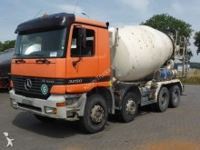 camion calcestruzzo Mercedes
